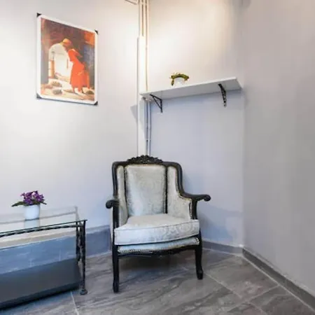 Central Triplex House In Taksim Beyoglu Cihangir Сasa de vacaciones